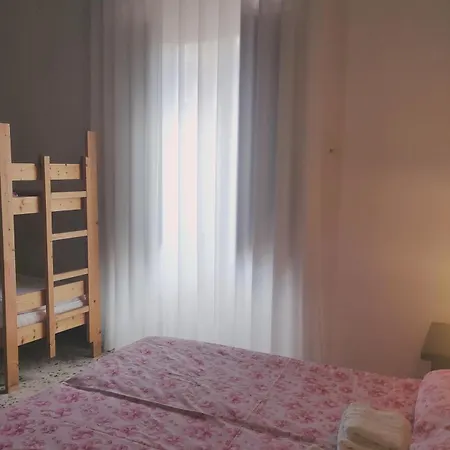 Konukevi Isidoro *